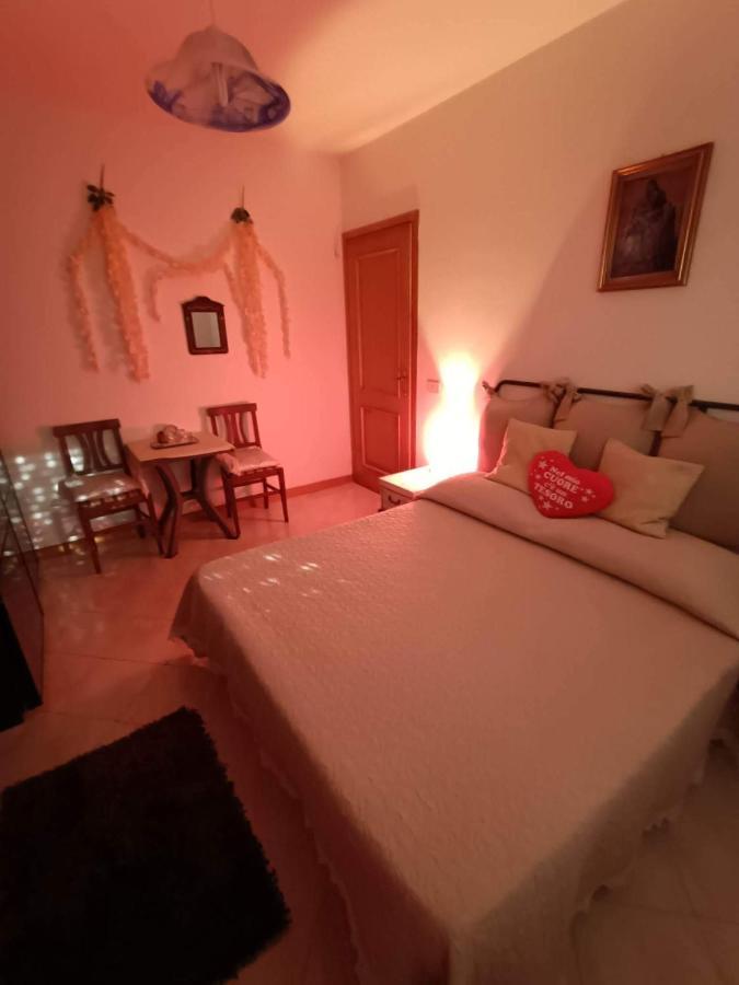 Bellissima Stanza Con Parcheggio Gratuito Apartamento Cinquale Exterior foto