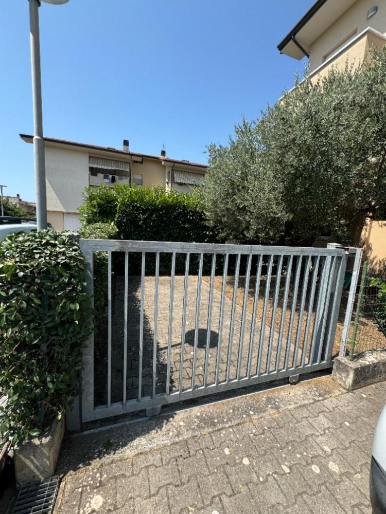 Bellissima Stanza Con Parcheggio Gratuito Apartamento Cinquale Exterior foto