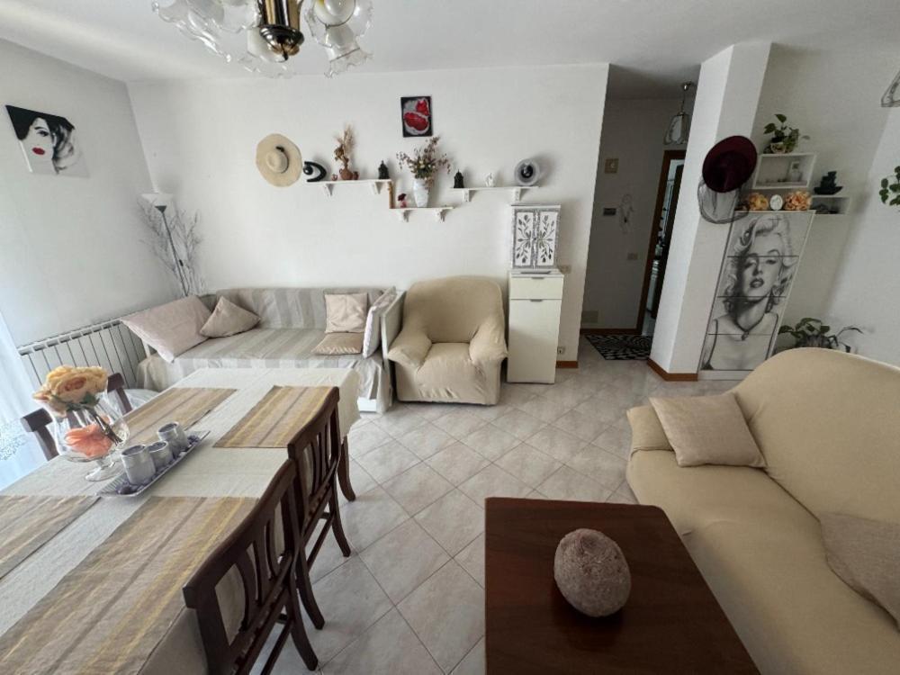 Bellissima Stanza Con Parcheggio Gratuito Apartamento Cinquale Exterior foto